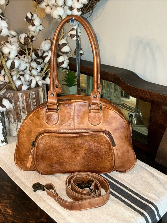 Bed Stu Handbags - Bed Stu Leather Angie Shoulder Bag Crossbody Tan Rustic MSRP $325